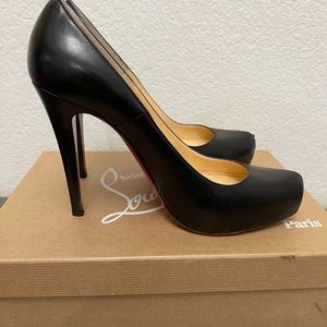 CHRISTIAN LOUBOUTIN